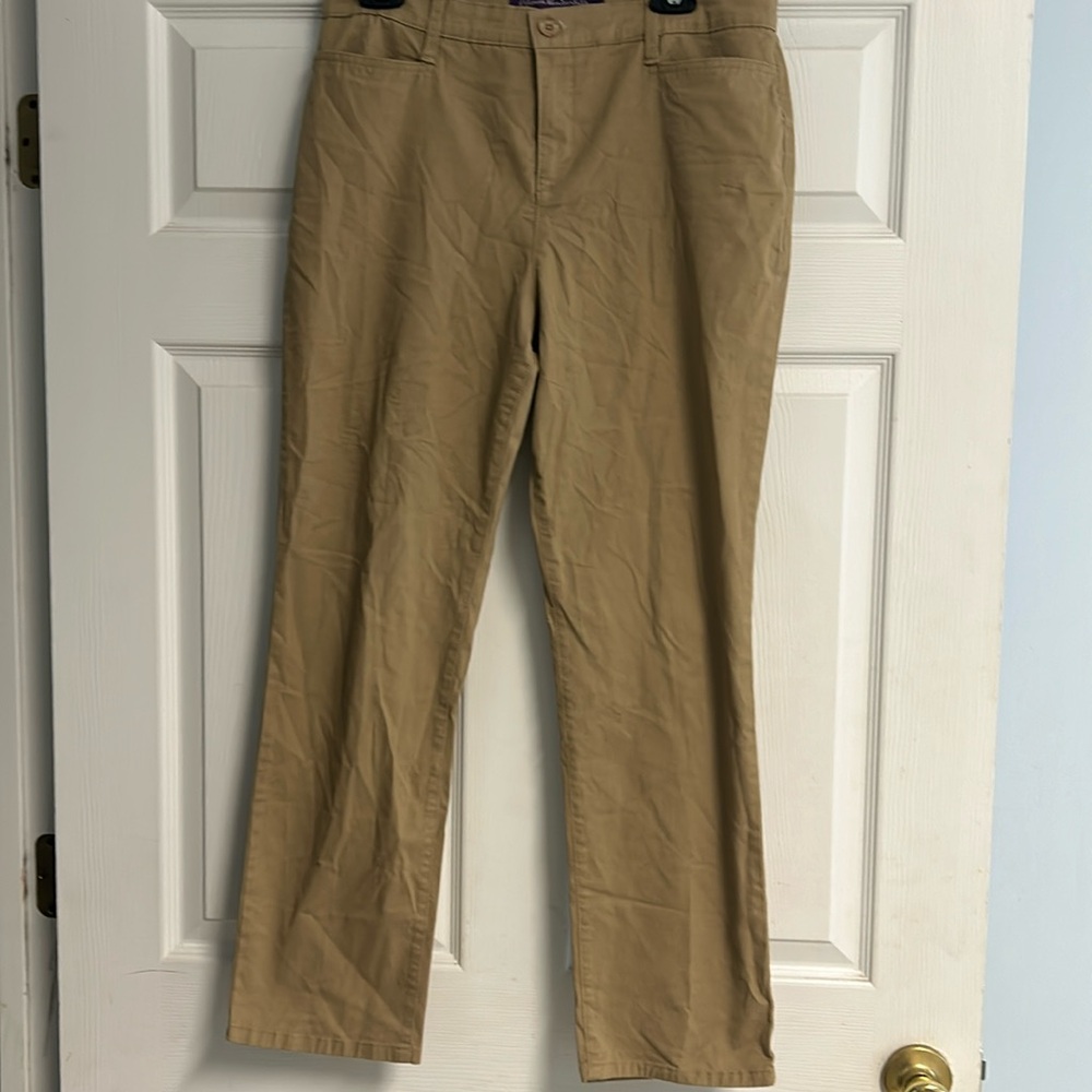 Gloria Vanderbilt tan straight leg pants (short length) worn twice .